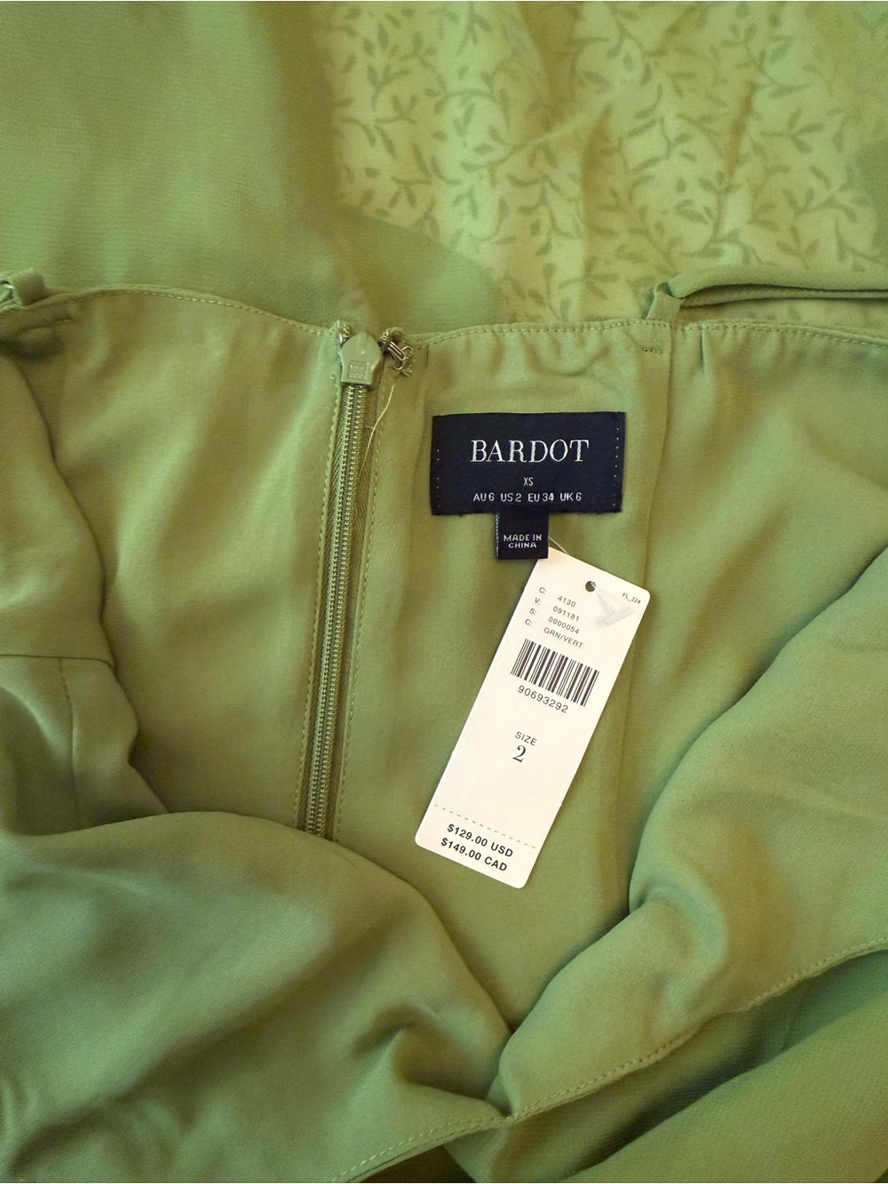 Bardot Cantara Ruffled Midi Dress - NWT - Green - Size 2 - Picture 5 of 7